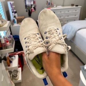 nike volleyball shoes